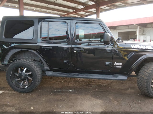 1C4HJXDG7KW526772 Jeep Wrangler Unlimited Sport S 4x4