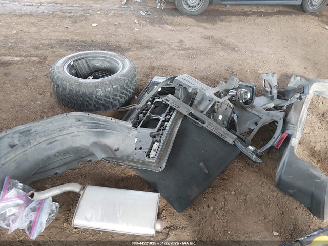1C4HJXDG7KW526772 Jeep Wrangler Unlimited Sport S 4x4