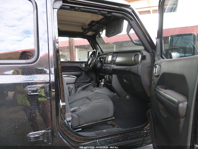 1C4HJXDG7KW526772 Jeep Wrangler Unlimited Sport S 4x4