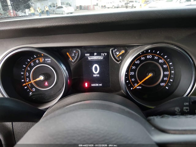 1C4HJXDG7KW526772 Jeep Wrangler Unlimited Sport S 4x4