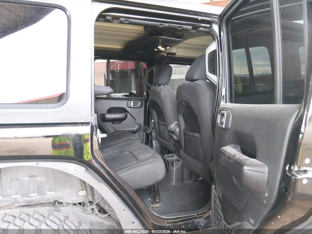 1C4HJXDG7KW526772 Jeep Wrangler Unlimited Sport S 4x4