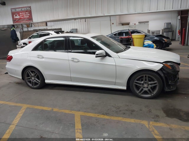 Mercedes-Benz E 350 2016 WDDHF5KB2GB217048 Image 14