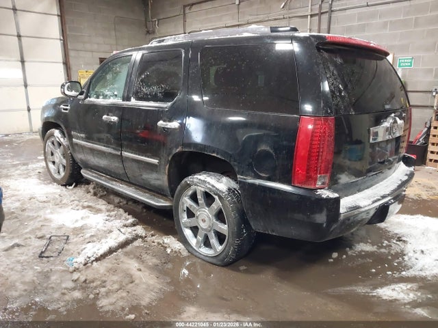 2008 CADILLAC ESCALADE 1GYFK638X8R186219 Photo 2