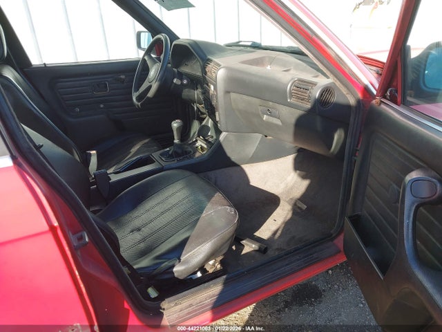 1986 Bmw 325 E მანქანა იყიდება აუქციონზე, vin: WBAAE5403G0986709, აუქციონის ნომერი: 44221063