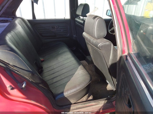 1986 Bmw 325 E მანქანა იყიდება აუქციონზე, vin: WBAAE5403G0986709, აუქციონის ნომერი: 44221063