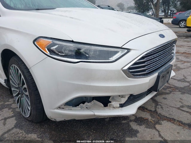 3FA6P0PU7JR145266 Ford Fusion Energi Se Luxury