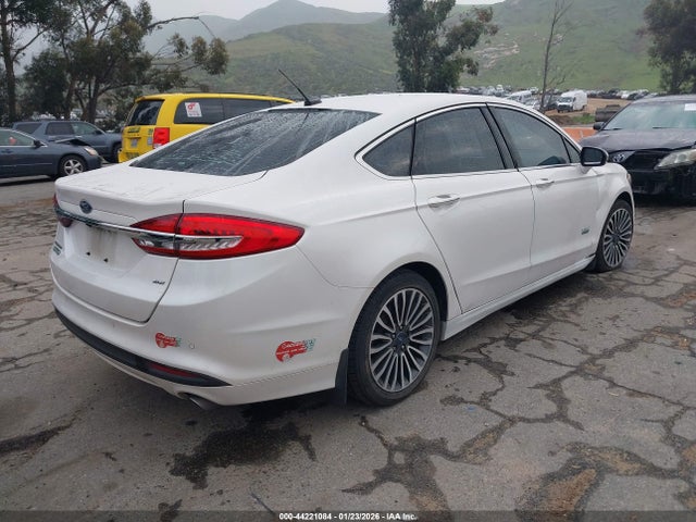 3FA6P0PU7JR145266 Ford Fusion Energi Se Luxury