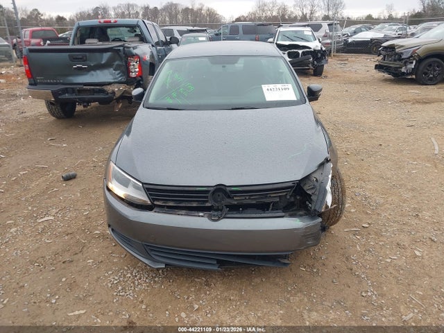 44221109 :رقم المزاد ، 3VWDX7AJ5CM326341 vin ، 2012 Volkswagen Jetta 2.5l Se مزاد بيع