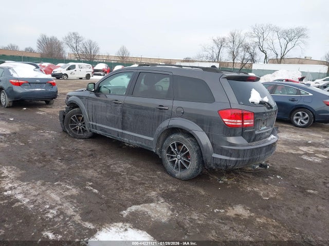 Dodge JOURNEY SE 2018 3C4PDCAB8JT303407 Image 3