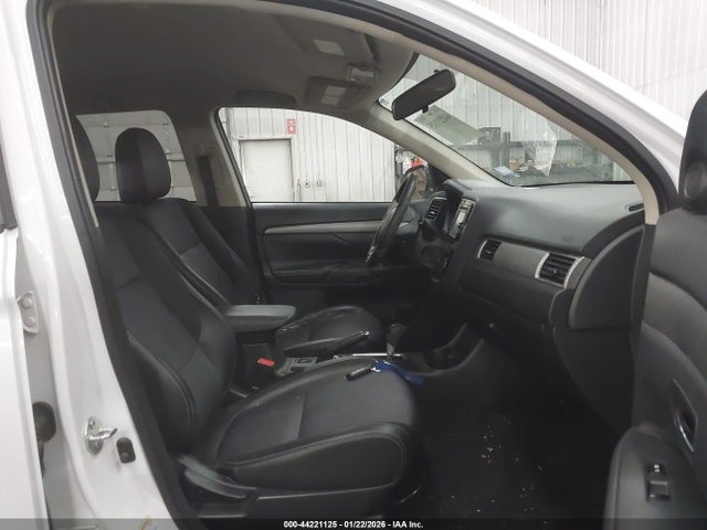 2015 MITSUBISHI OUTLANDER JA4AZ3A34FZ008198 Photo 4