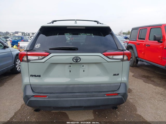 Toyota Rav4 Xle Premium 2021 2T3C1RFV2MW144152 Image 16