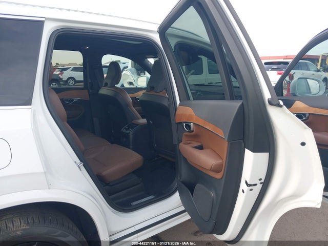 YV4H60CZ7N1847155 Volvo Xc90 Recharge Plug-in Hybrid T8 Inscription Expression Extended Range 7p