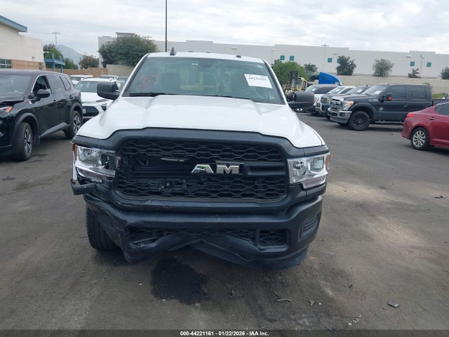 3C6MR4AJ6NG296450 RAM 2500 Tradesman 4x2 8&#039; Box