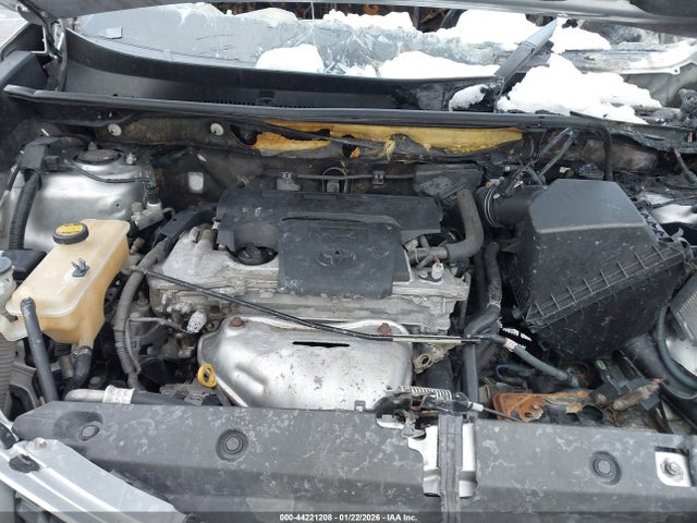 JTMZFREV5FD056385 Toyota RAV4 LE
