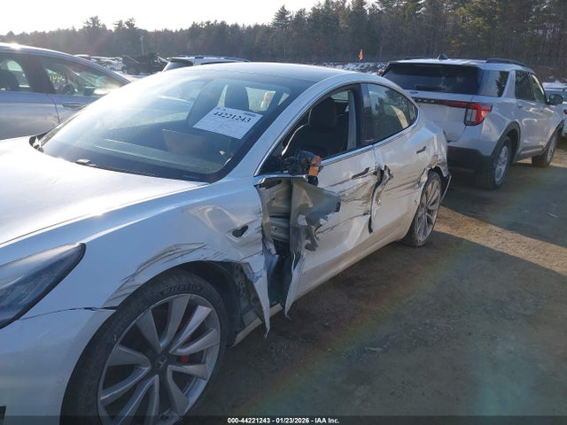 2018 TESLA MODEL 3 5YJ3E1EB7JF072699 Photo 5