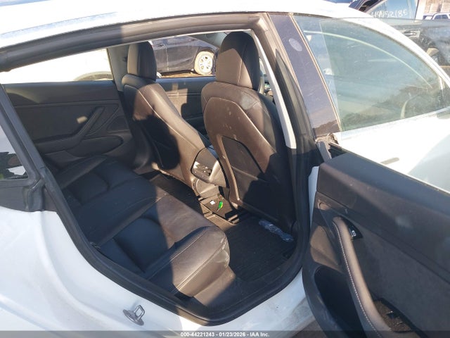 2018 TESLA MODEL 3 5YJ3E1EB7JF072699 Photo 7