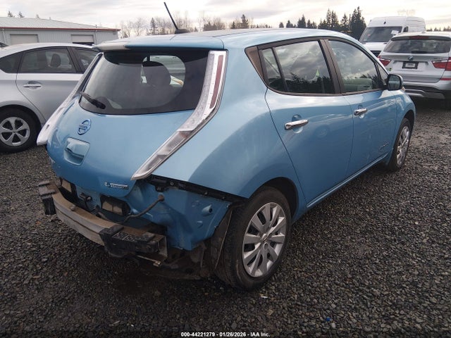 Nissan LEAF S 2015 1N4AZ0CP3FC310014 Image 4