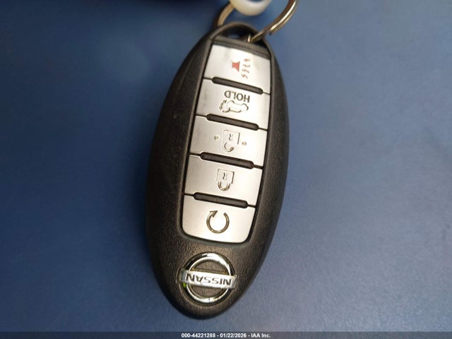 Nissan ROGUE SV 2018 KNMAT2MT2JP510385 Image 11