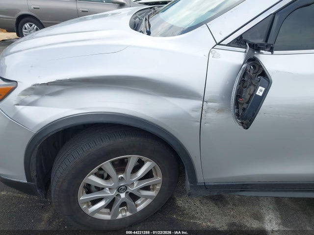 Nissan ROGUE SV 2018 KNMAT2MT2JP510385 Image 6