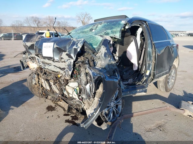 2021 CADILLAC XT5 1GYKNDRS7MZ155131 Photo 1