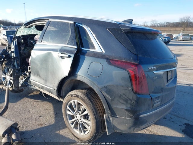 2021 CADILLAC XT5 1GYKNDRS7MZ155131 Photo 2