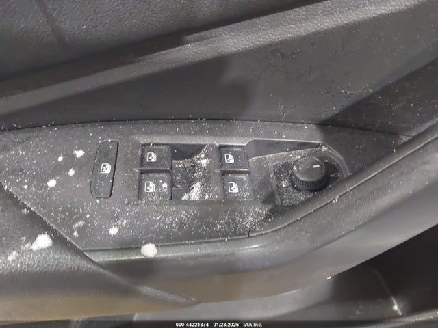 44221374 :رقم المزاد ، 3VWC57BU8KM272347 vin ، 2019 Volkswagen Jetta 1.4t R-line/1.4t S/1.4t Se مزاد بيع