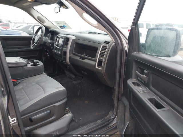 Продаж на аукціоні авто 2021 Ram 1500 Classic Tradesman  4x2 6'4 Box, vin: 1C6RR6FT8MS578169, номер лоту: 44221434