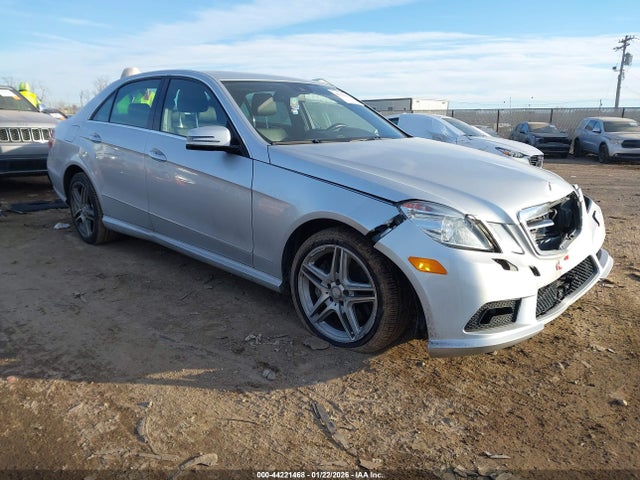 2011 MERCEDES-BENZ E 550 WDDHF9AB9BA294944