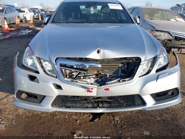 2011 MERCEDES-BENZ E 550 WDDHF9AB9BA294944 Photo 5