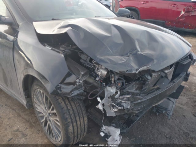 3KPF54ADXNE490918 KIA Forte Gt-line