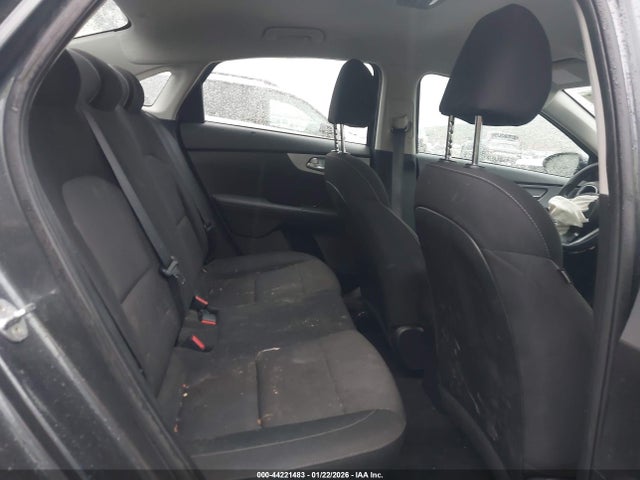 3KPF24AD6PE569997 KIA FORTE LX