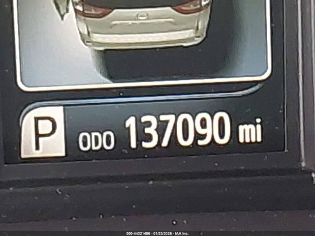 5TDYZ3DC9JS941296 Toyota Sienna Xle Premium 8 Passenger