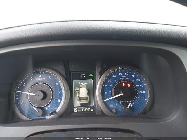5TDYZ3DC9JS941296 Toyota Sienna Xle Premium 8 Passenger