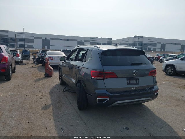Aukcja sprzedaży 2024 Volkswagen Taos 1.5t Se, vin: 3VVSX7B29RM123514, numer aukcji: 44221493