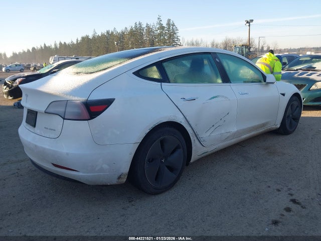 2019 TESLA MODEL 3 5YJ3E1EB0KF481855 Photo 3