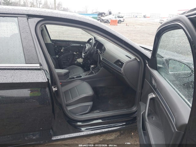 2022 VOLKSWAGEN JETTA 3VW7M7BU4NM023150 Photo 4