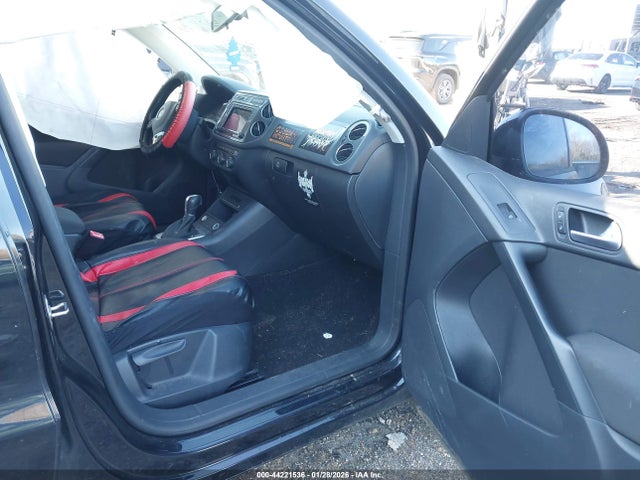 Продаж на аукціоні авто 2017 Volkswagen Tiguan 2.0t/2.0t S, vin: WVGAV7AX2HK049478, номер лоту: 44221536
