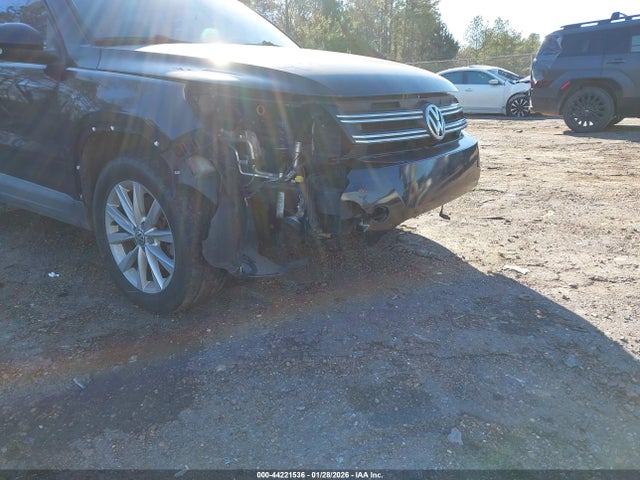 Продаж на аукціоні авто 2017 Volkswagen Tiguan 2.0t/2.0t S, vin: WVGAV7AX2HK049478, номер лоту: 44221536