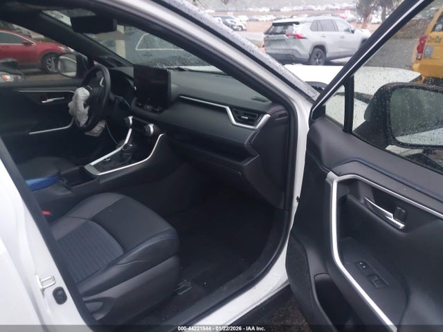JTME6RFV5RJ040514 Toyota Rav4 Hybrid Xse