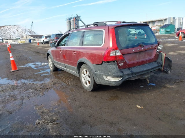 2011 VOLVO XC70 YV4952BZ8B1103189 Photo 2