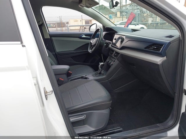 2022 VOLKSWAGEN TAOS 3VVRX7B24NM090138 Photo 4