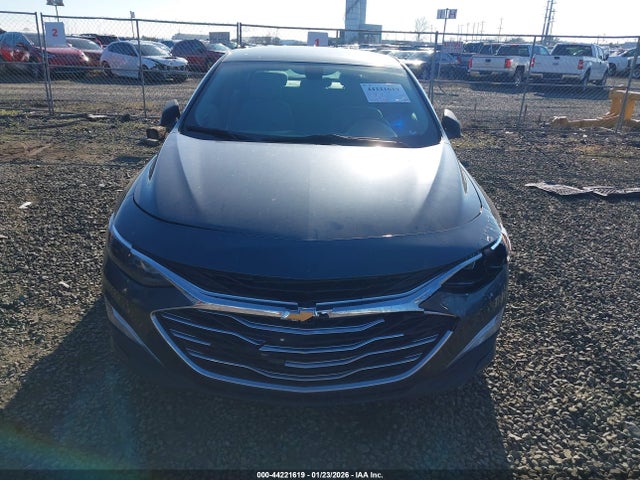 1G1ZC5ST9KF171812 Chevrolet Malibu 1fl