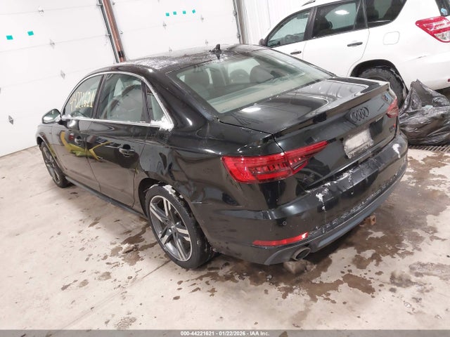 2017 AUDI A4 WAUENAF41HN006358 Photo 2