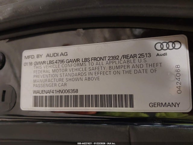 2017 AUDI A4 WAUENAF41HN006358 Photo 8