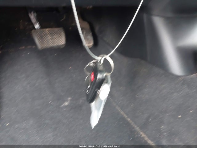 2022 TOYOTA PRIUS JTDKAMFU6N3162096 Photo 10