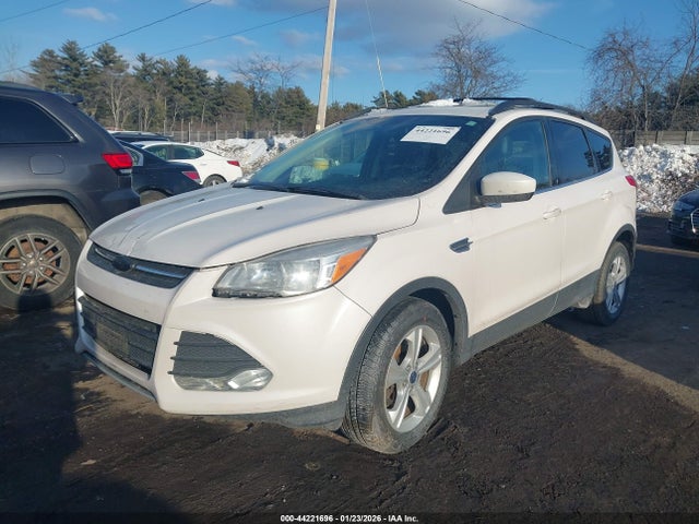 1FMCU9GX8EUD65739 Ford ESCAPE SE