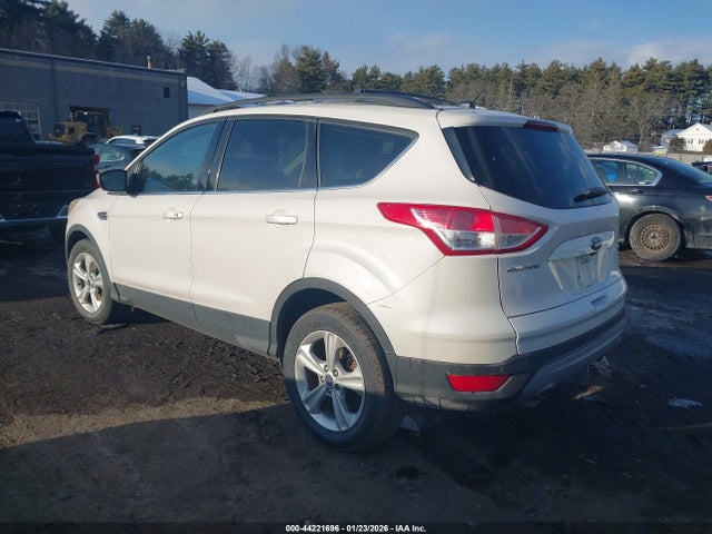 1FMCU9GX8EUD65739 Ford ESCAPE SE