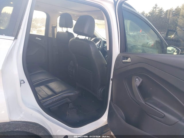 1FMCU9GX8EUD65739 Ford ESCAPE SE