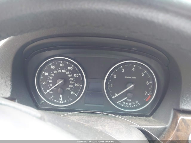 44221723 :رقم المزاد ، WBAVA33578P142549 vin ، 2008 Bmw 328i مزاد بيع