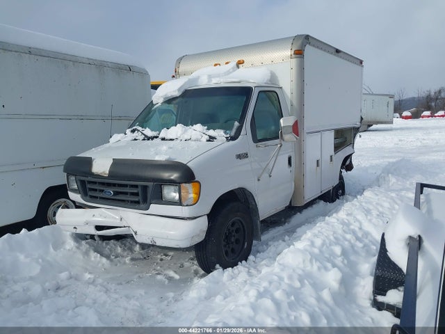 2003 FORD E-350 CUTAWAY 1FDSE35L53HA15965 Photo 1